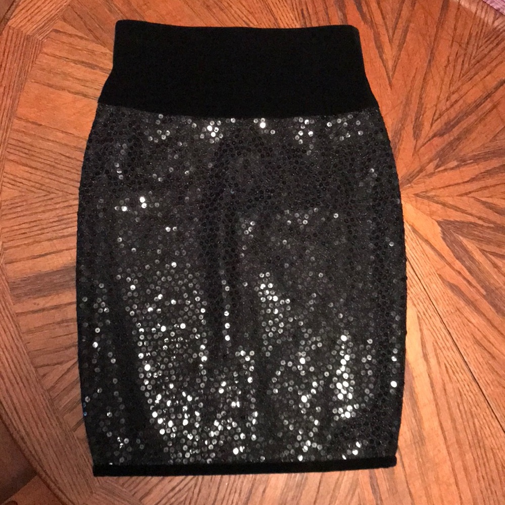 Escada high waisted sequin skirt